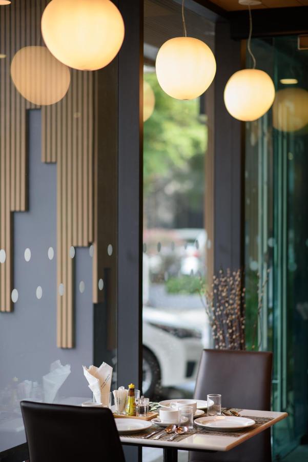 Prime Square Hotel Chiang Mai Exteriör bild