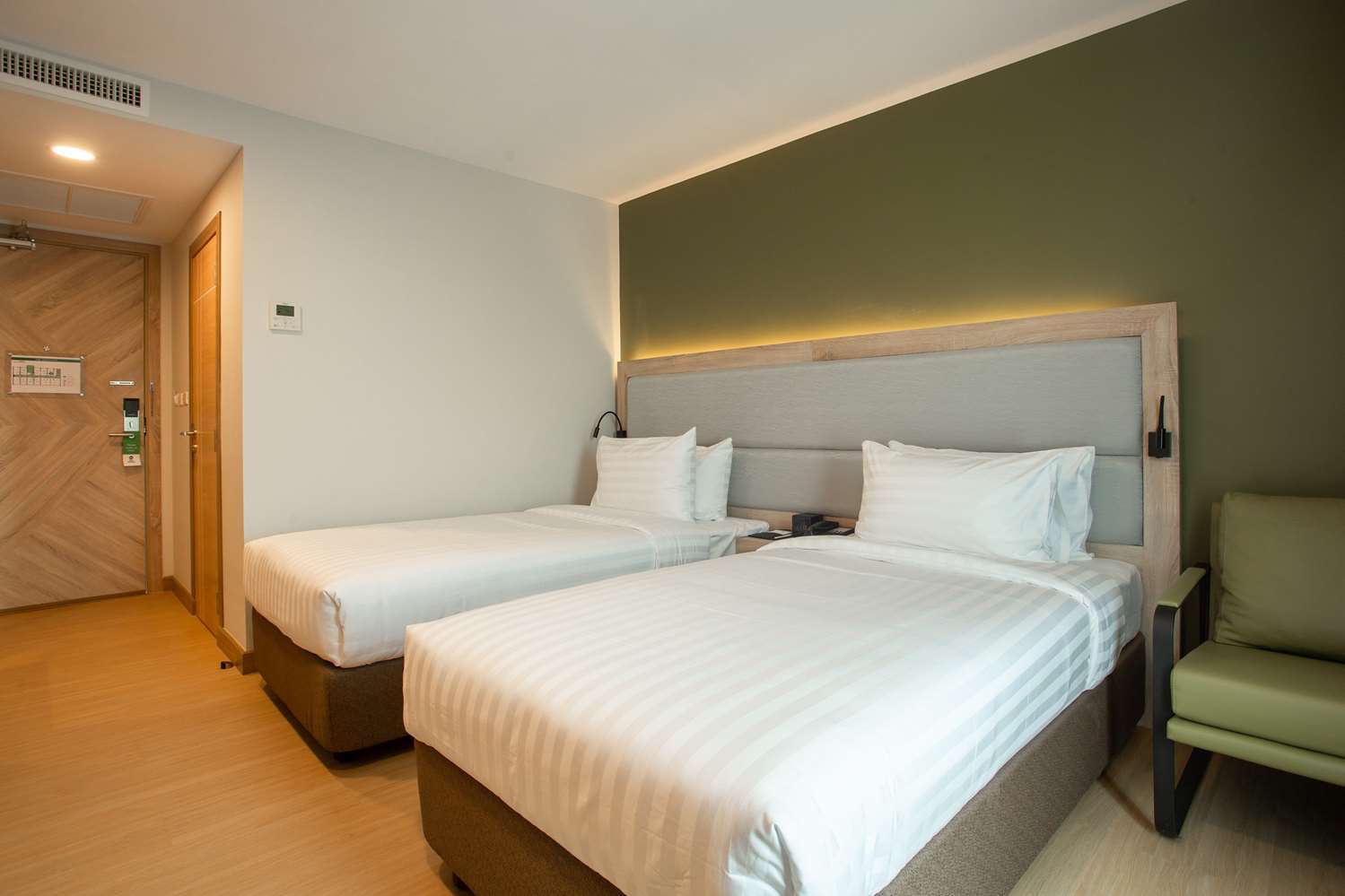 Prime Square Hotel Chiang Mai Exteriör bild